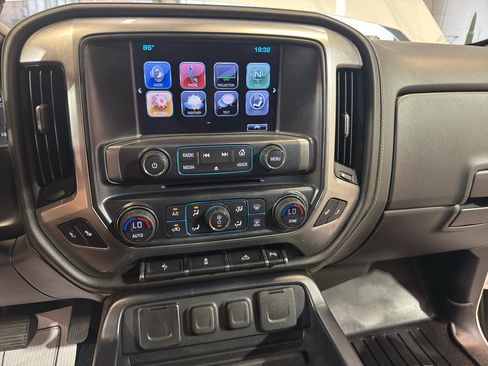 Used 2017 Chevrolet Silverado 1500 LTZ w/ Sport Package AWD/4WD image 19