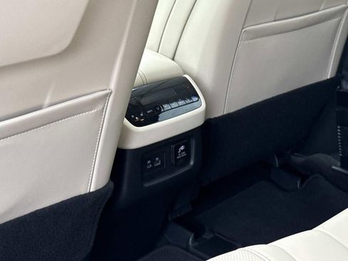 Used 2023 INFINITI QX60 Sensory w/ Cargo Package image 16