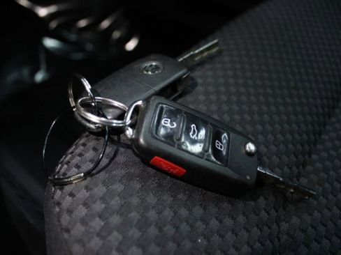 Used 2014 Volkswagen Passat 1.8T S image 10