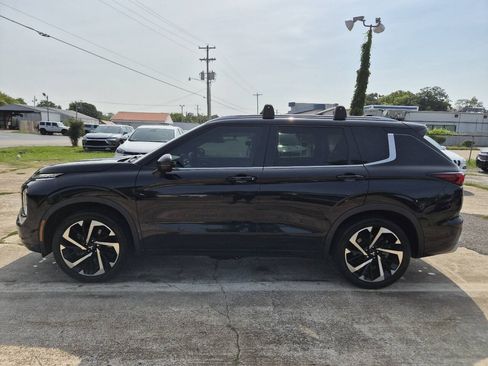 Used 2022 Mitsubishi Outlander SEL FWD image 2