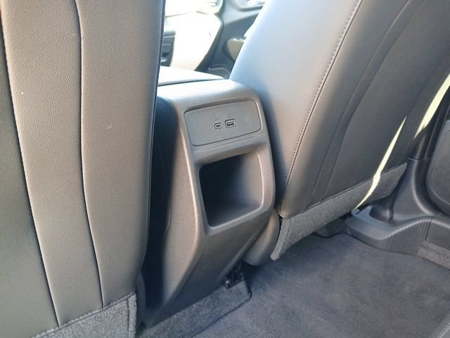 Used 2025 Chevrolet Trax LT w/ Driver Confidence Package FWD image 21