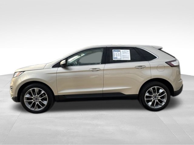 Used 2018 Ford Edge Titanium w/ Technology Package AWD/4WD image 4