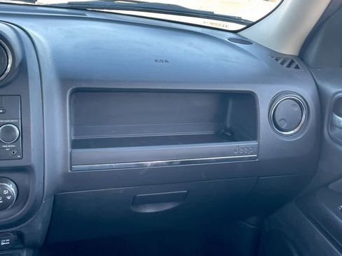 Used 2015 Jeep Patriot High Altitude image 16