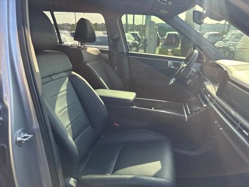Certified 2025 Hyundai Santa Fe Limited FWD image 22