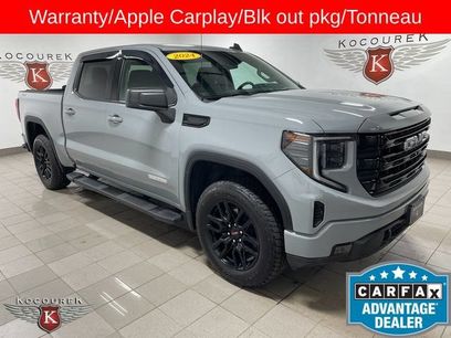 Used 2024 GMC Sierra 1500 Elevation w/ LPO, Elevation Black Package