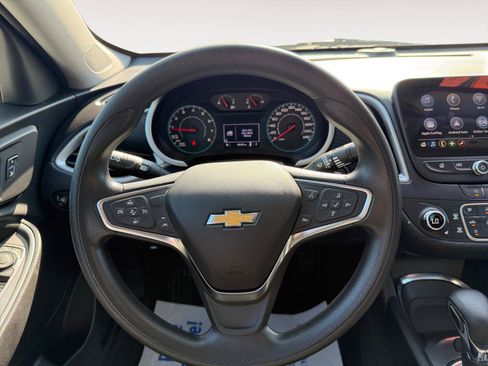 Used 2024 Chevrolet Malibu LT FWD image 16