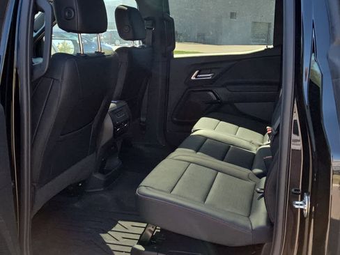 Used 2025 Chevrolet Silverado EV RST AWD/4WD image 6