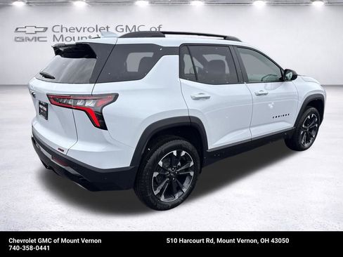 New 2026 Chevrolet Equinox RS w/ Convenience Package III FWD image 5