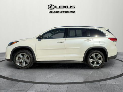 Used 2019 Toyota Highlander Limited image 4