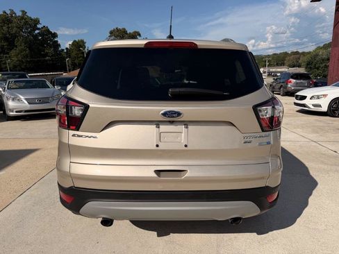 Used 2017 Ford Escape Titanium w/ Equipment Group 301A AWD/4WD image 15