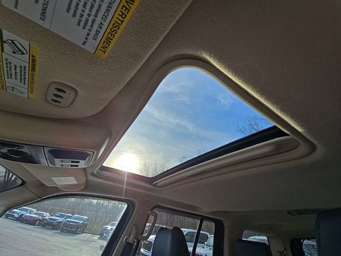 Used 2010 Ford Explorer Limited image 25