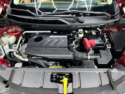 Used 2023 Nissan Rogue Platinum AWD/4WD image 32