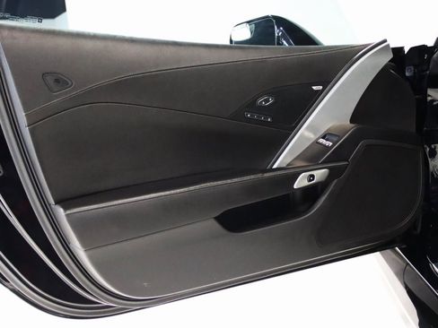 Used 2015 Chevrolet Corvette Z51 2LT w/ 2LT Preferred Equipment Group image 35