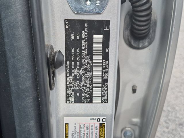 Used 2017 Toyota 4Runner SR5 RWD image 38