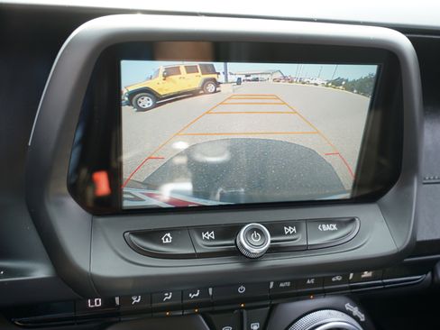 Used 2016 Chevrolet Camaro SS image 29