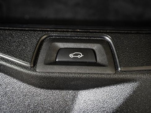 Used 2025 BMW X5 xDrive40i image 18