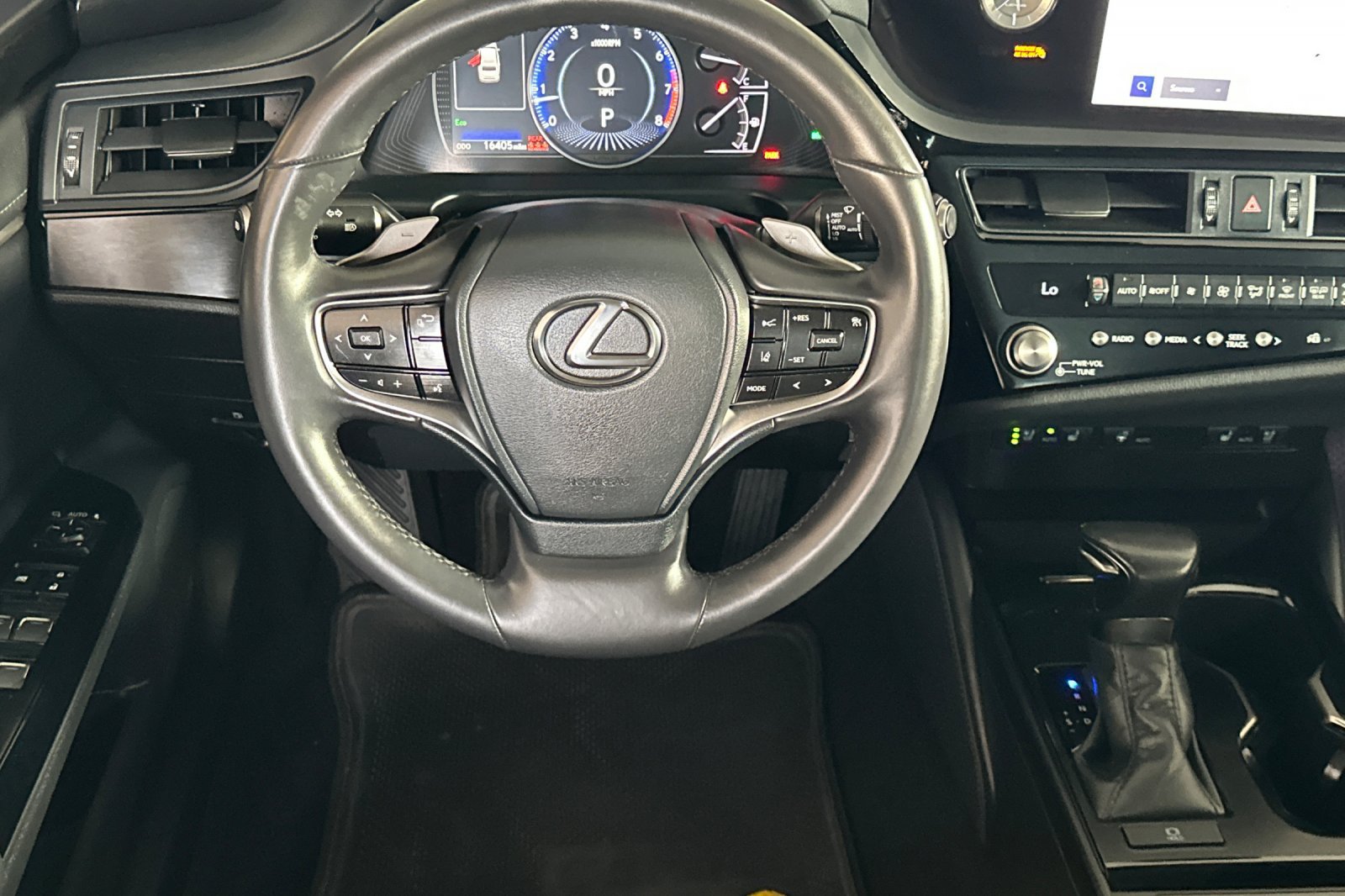 Certified 2024 Lexus ES 350 w/ Premium Package FWD image 11