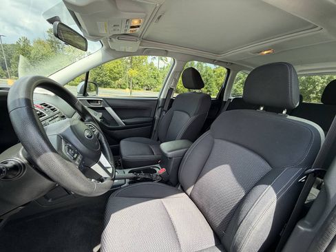 Used 2018 Subaru Forester 2.5i Premium AWD/4WD image 23