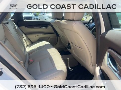 Used 2014 Cadillac XTS Luxury w/ Driver Awareness Package FWD image 8