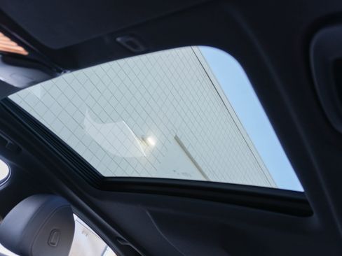 Certified 2023 BMW 530i xDrive w/ Premium Package image 15