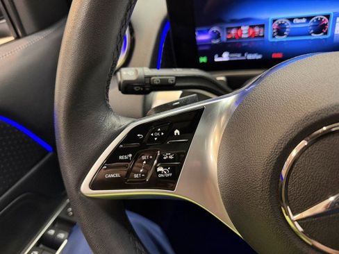 Certified 2024 Mercedes-Benz GLB 250 image 22