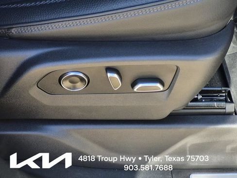 Used 2025 GMC Sierra 2500 Denali AWD/4WD image 15