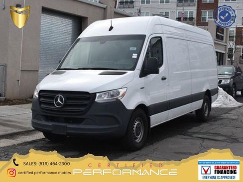 Used 2024 Mercedes-Benz eSprinter 170 Cargo image 1