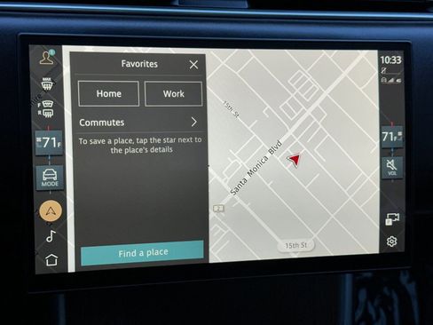 Used 2025 Land Rover Range Rover SE image 22