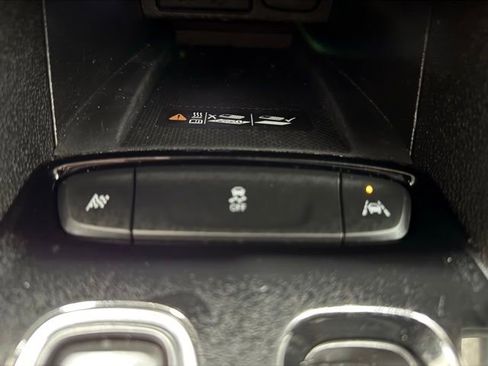 Used 2023 Chevrolet Bolt EUV Premier w/ Sun & Sound Package image 35