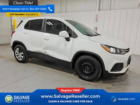 Used 2018 Chevrolet Trax LS image 5