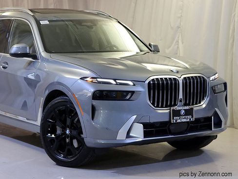 Certified 2023 BMW X7 xDrive40i w/ Premium Package image 2