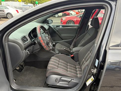 Used 2014 Volkswagen GTI Wolfsburg Edition FWD image 9