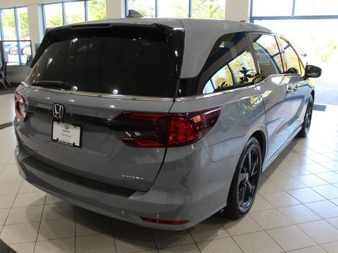 Certified 2023 Honda Odyssey Sport image 36