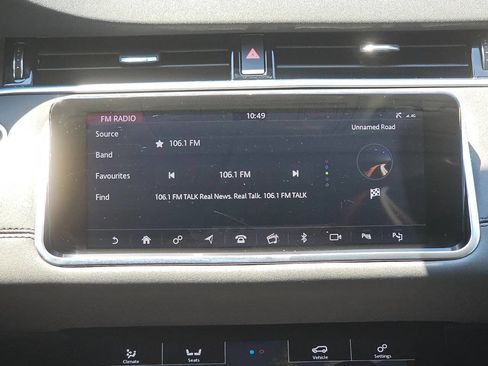 Used 2020 Land Rover Range Rover Evoque SE image 24