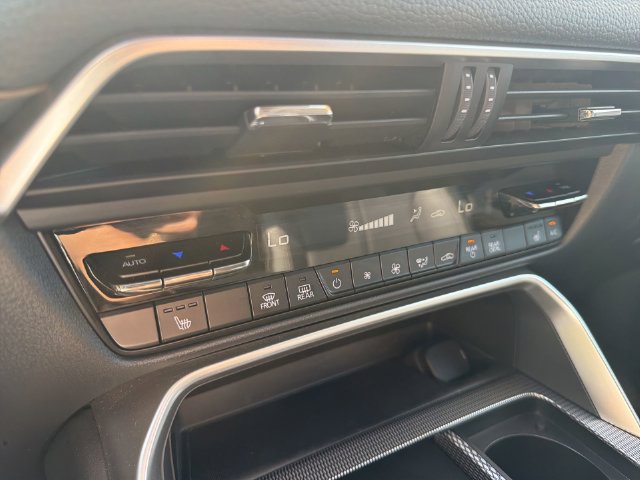 Used 2024 MAZDA CX-90 3.3 Turbo w/ Preferred Package AWD/4WD image 33