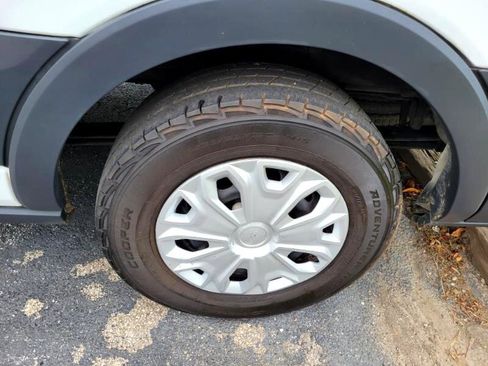 Used 2018 Ford Transit 350 XLT image 7