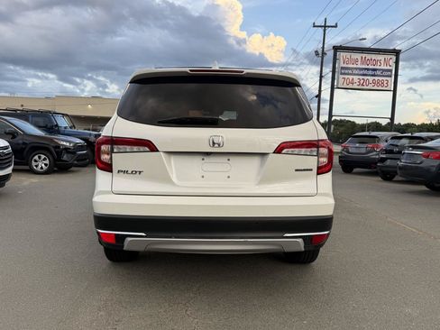 Used 2019 Honda Pilot Touring image 5
