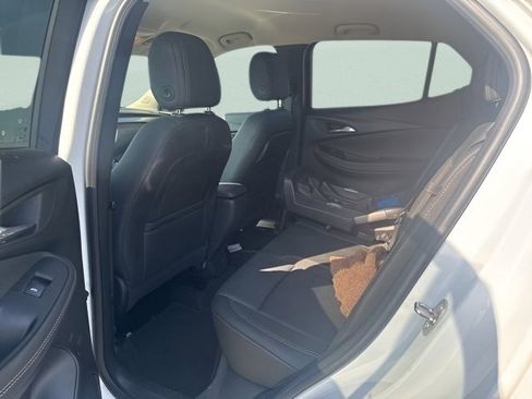 Used 2022 Buick Encore GX Select image 14