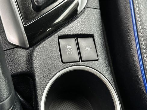 Used 2018 Toyota Corolla SE image 26