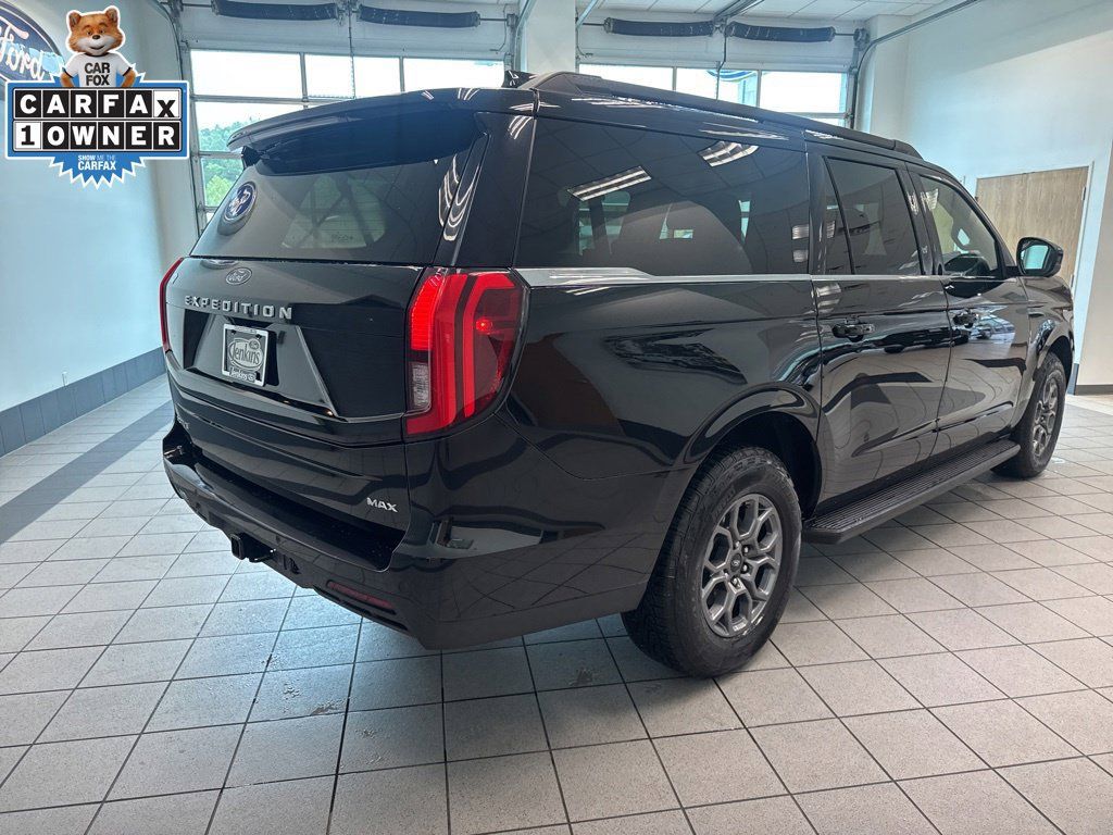 Used 2025 Ford Expedition Max Active AWD/4WD image 19