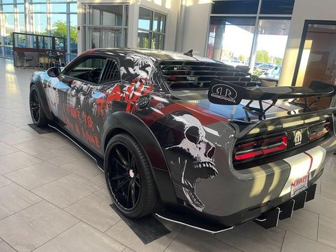 Used 2019 Dodge Challenger R/T Scat Pack w/ Widebody Package RWD image 5