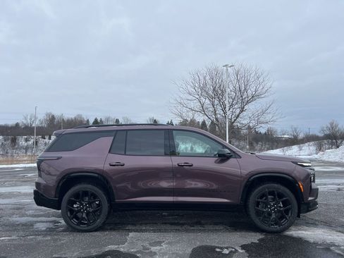 New 2026 Chevrolet Traverse RS image 3