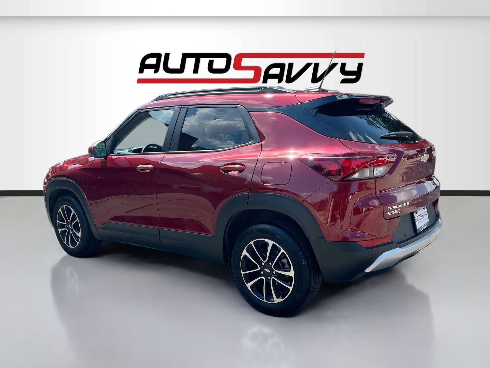 Used 2024 Chevrolet TrailBlazer LT w/ Convenience Package FWD image 5