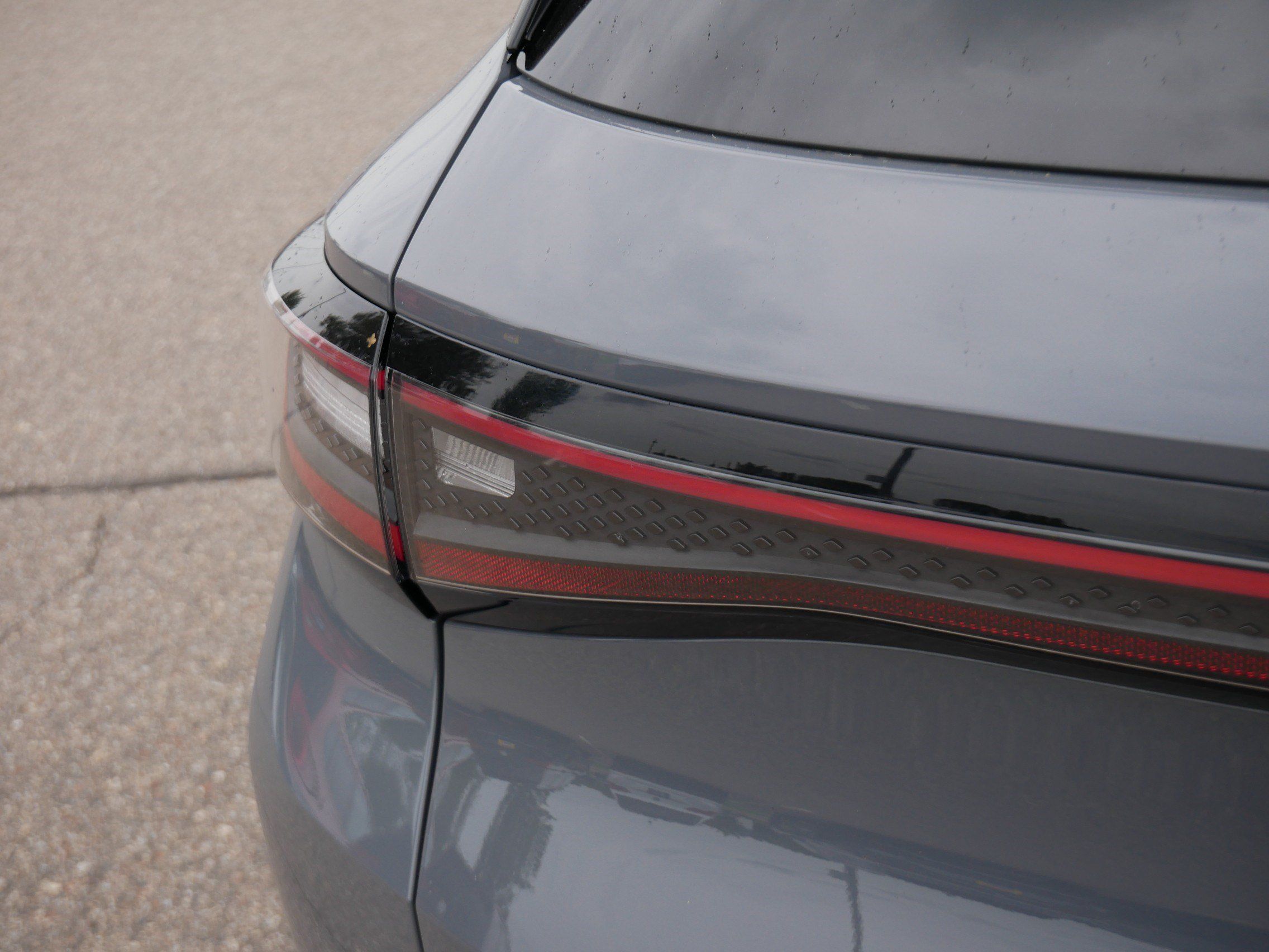 Certified 2023 Volkswagen ID.4 Pro S AWD/4WD image 17