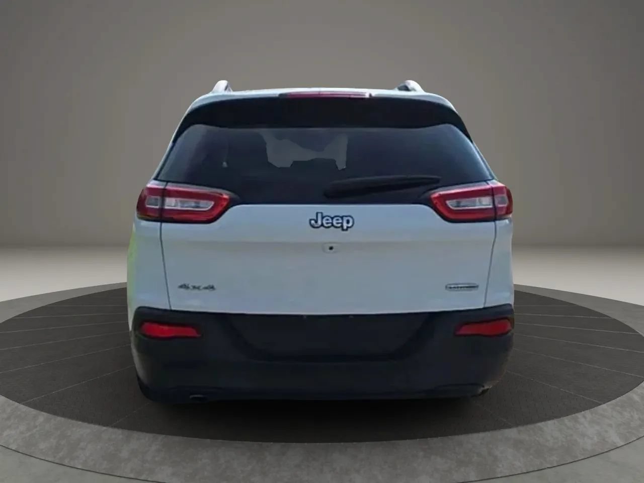 Used 2018 Jeep Cherokee Latitude w/ Safety Group AWD/4WD image 5
