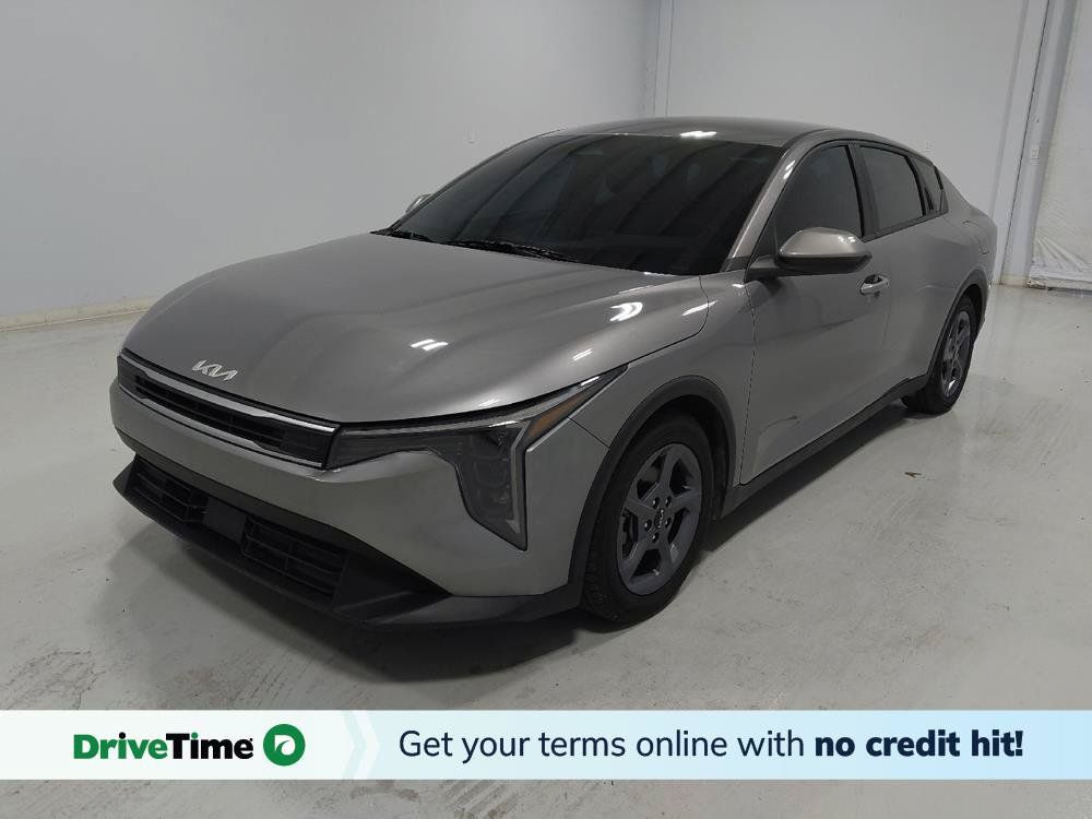 Used 2025 Kia K4 FWD image 1