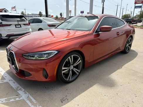 Used 2024 BMW 430i Coupe w/ Convenience Package RWD image 2
