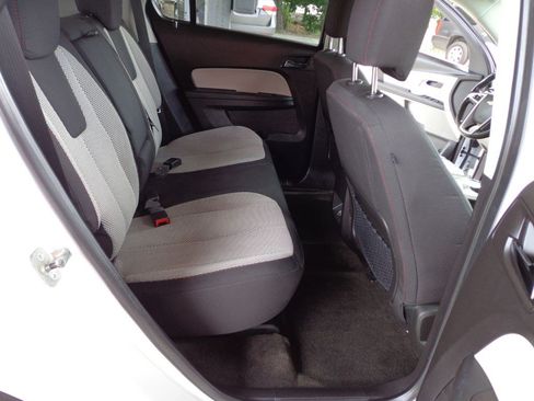 Used 2010 Chevrolet Equinox LT w/ Vehicle Interface Package FWD image 20