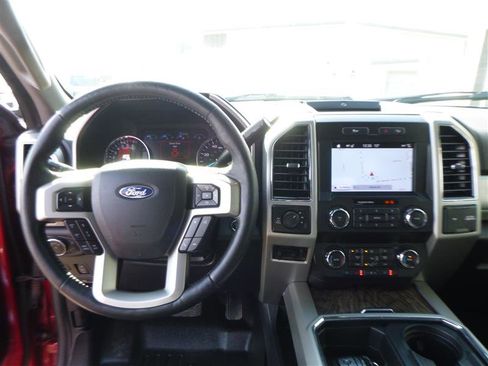 Used 2019 Ford F250 Lariat w/ Lariat Ultimate Package image 11