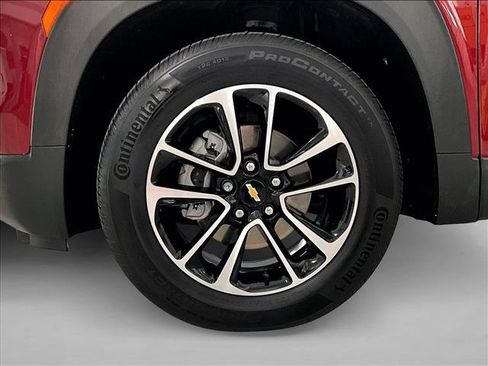 Used 2024 Chevrolet TrailBlazer LT w/ Convenience Package FWD image 10